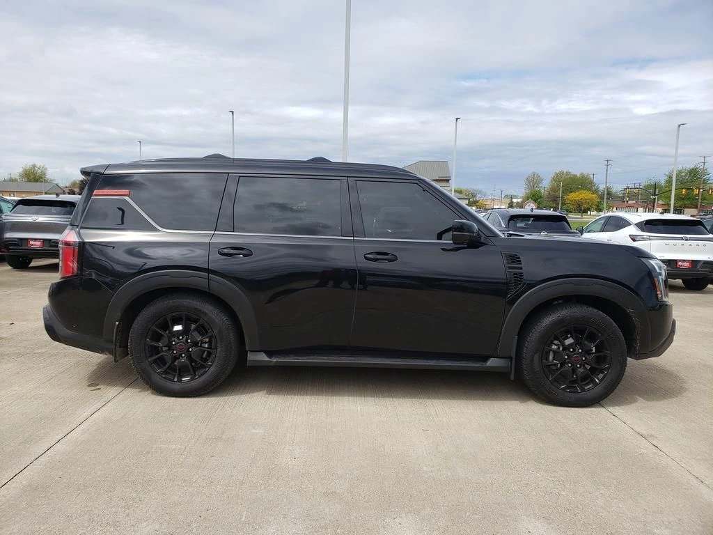 2025 Nissan Armada PRO-4X - Photo 6