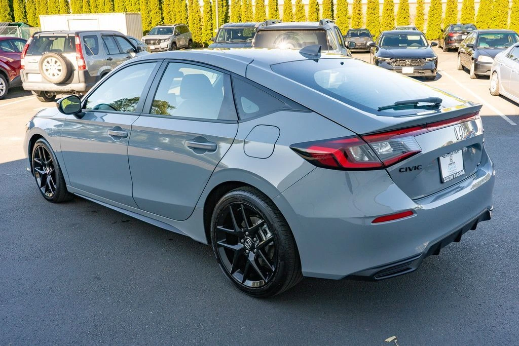 2026 Honda Civic Hatchback Sport - Photo 10