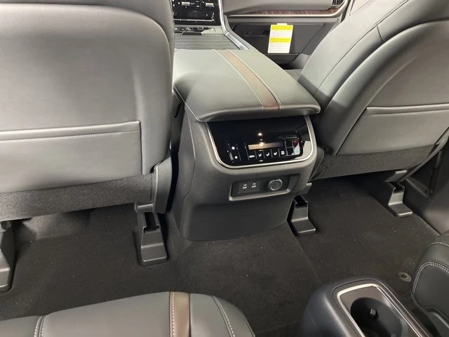 2026 Nissan Armada SL - Photo 43