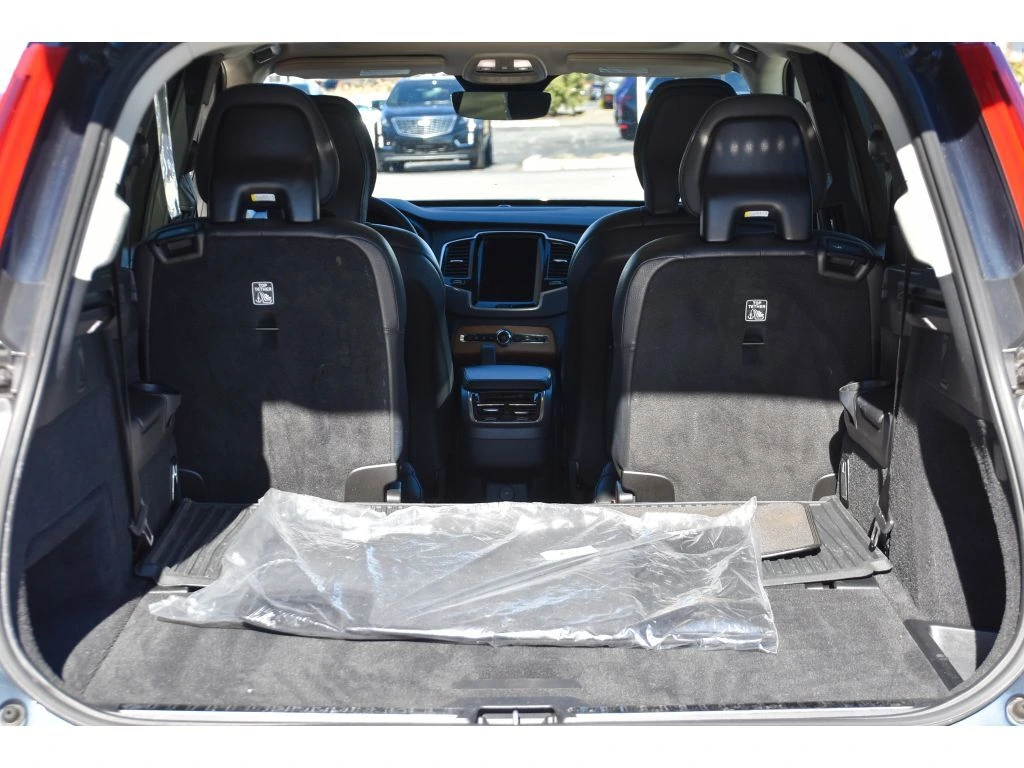 2023 Volvo - image 22