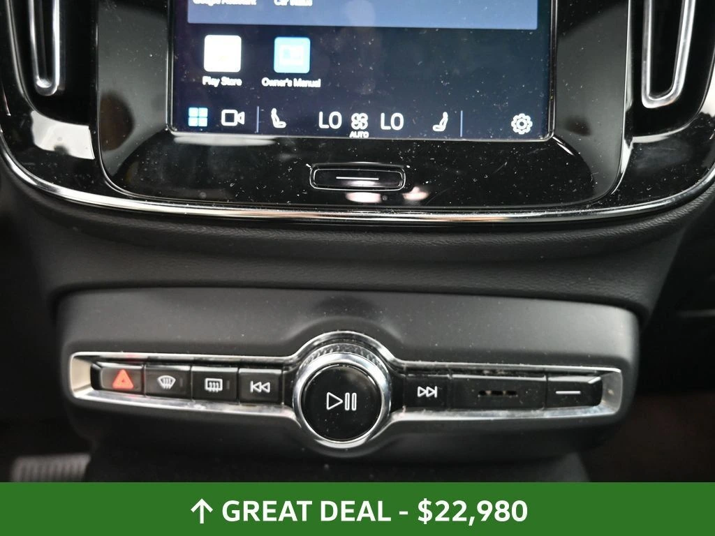 2024 Volvo - image 31