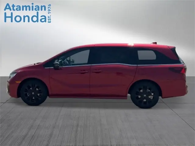 2026 Honda Odyssey LE photo 2