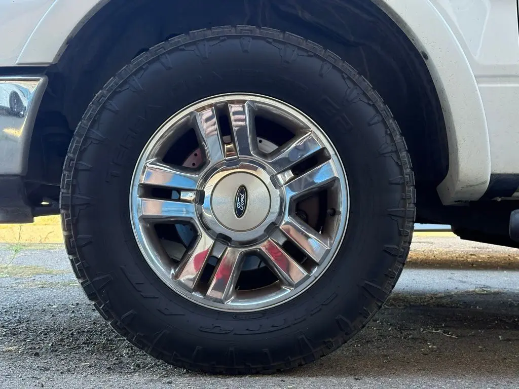 2006 Ford F-150 FX4 photo 3