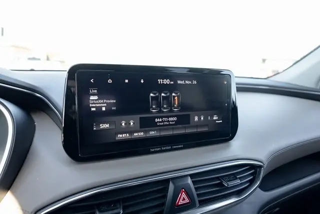 2022 Hyundai Santa Fe SEL Premium photo 3