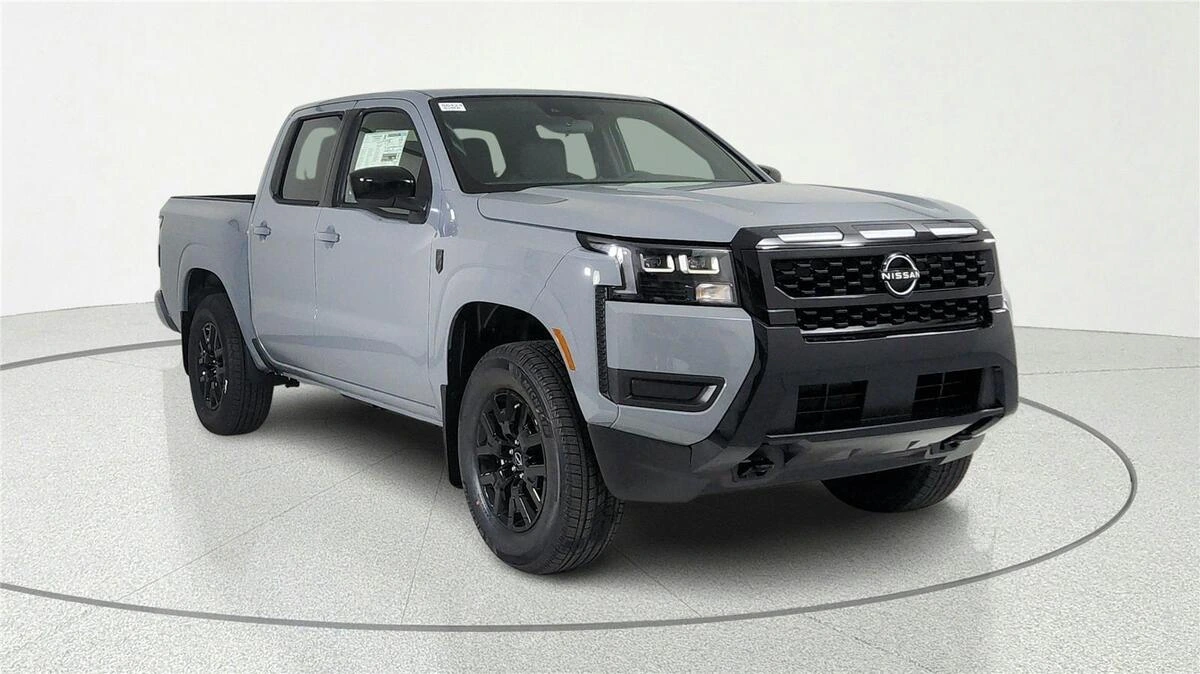 2026 Nissan Frontier SV Crew Cab 4X4 SWB's photo