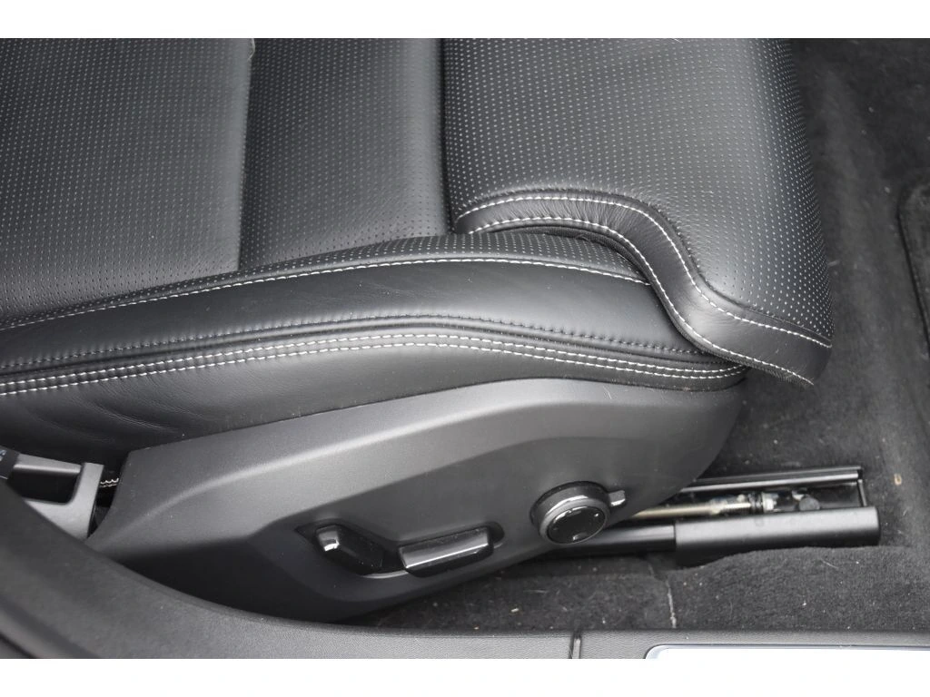 2024 Volvo - image 28