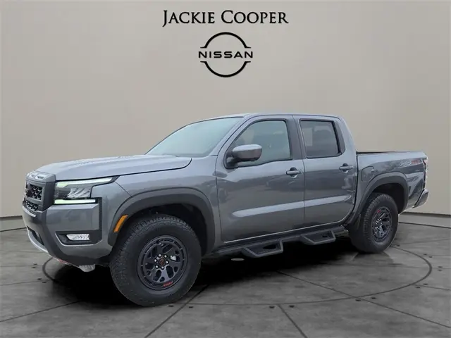 2026 Nissan Frontier PRO-4X's photo