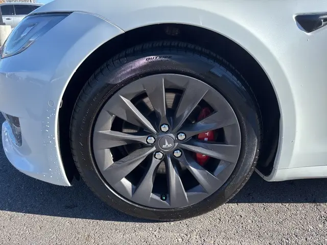 2019 Tesla Model S Long Range photo 4