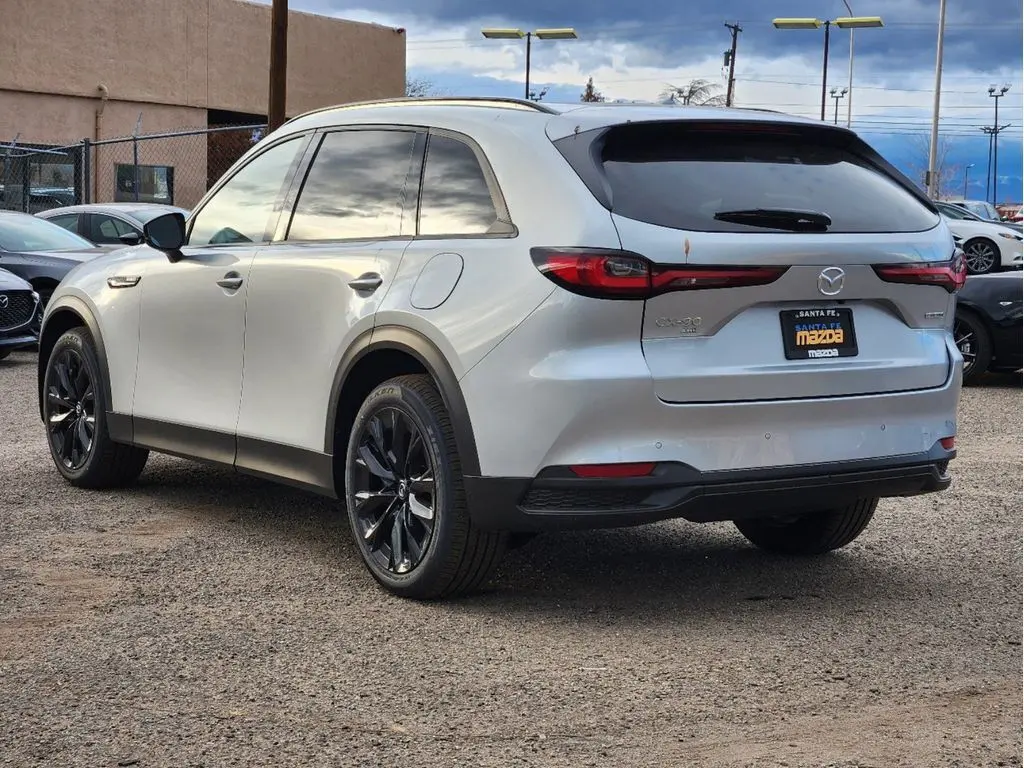 2025 Mazda CX-90 Premium S photo 4
