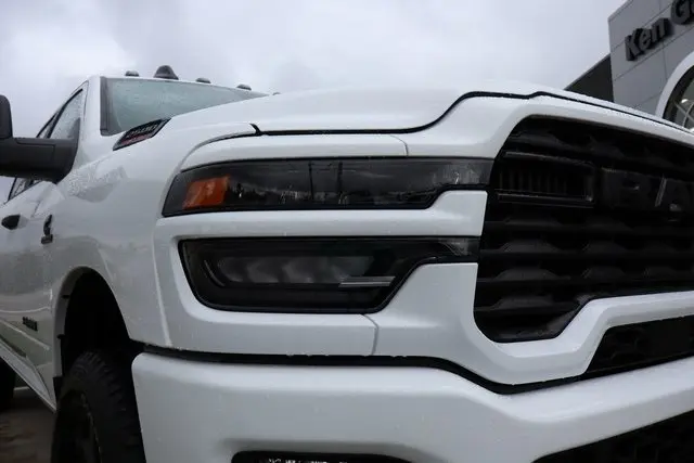 2025 Ram 2500 Big Horn photo 5