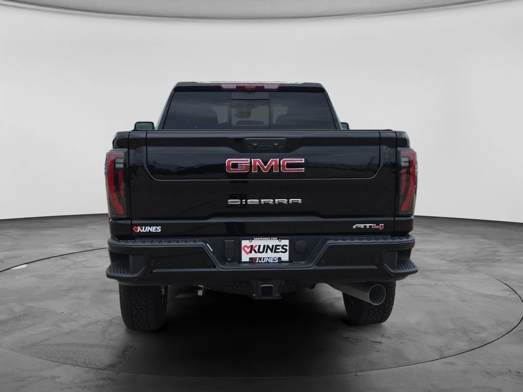 2026 GMC Sierra 2500HD AT4 - Photo 9