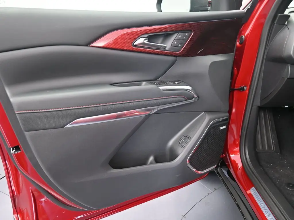 2026 Chevrolet Traverse RS photo 14