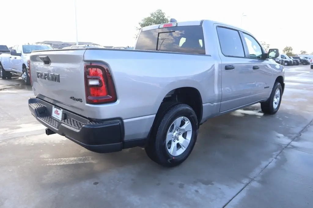 2025 Ram 1500 Tradesman photo 18