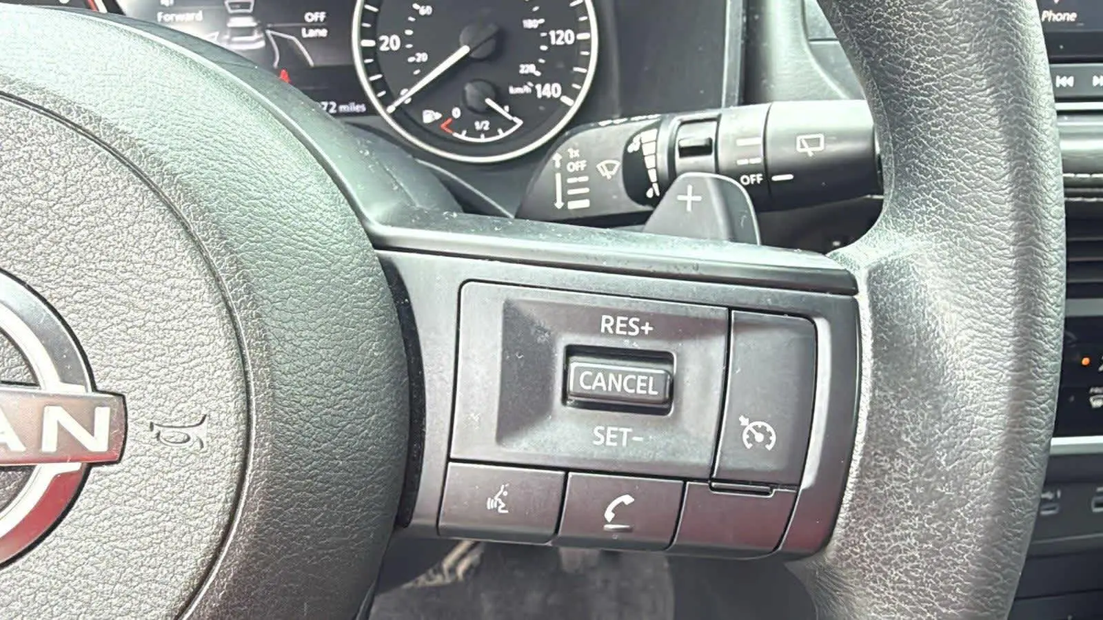2022 Nissan Rogue S photo 10