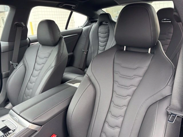 2026 BMW 8 Series 840i - Photo 17