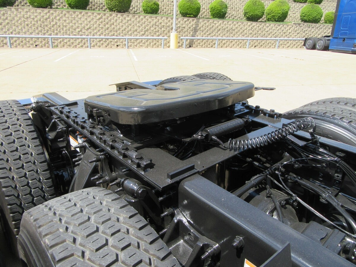 2024 Freightliner Cascadia - image 17