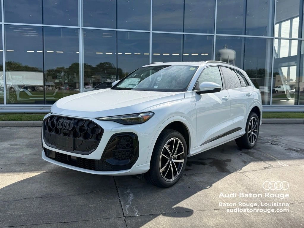 2026 Audi Q5 Premium Plus quattro's photo