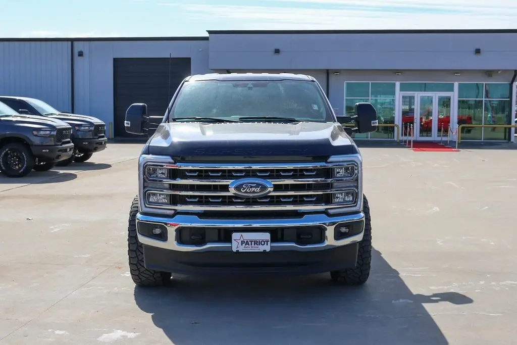 Used 2023 Ford F-350 Super Duty Lariat with VIN 1FT8W3BTXPEC48909 for sale in Bartlesville, OK