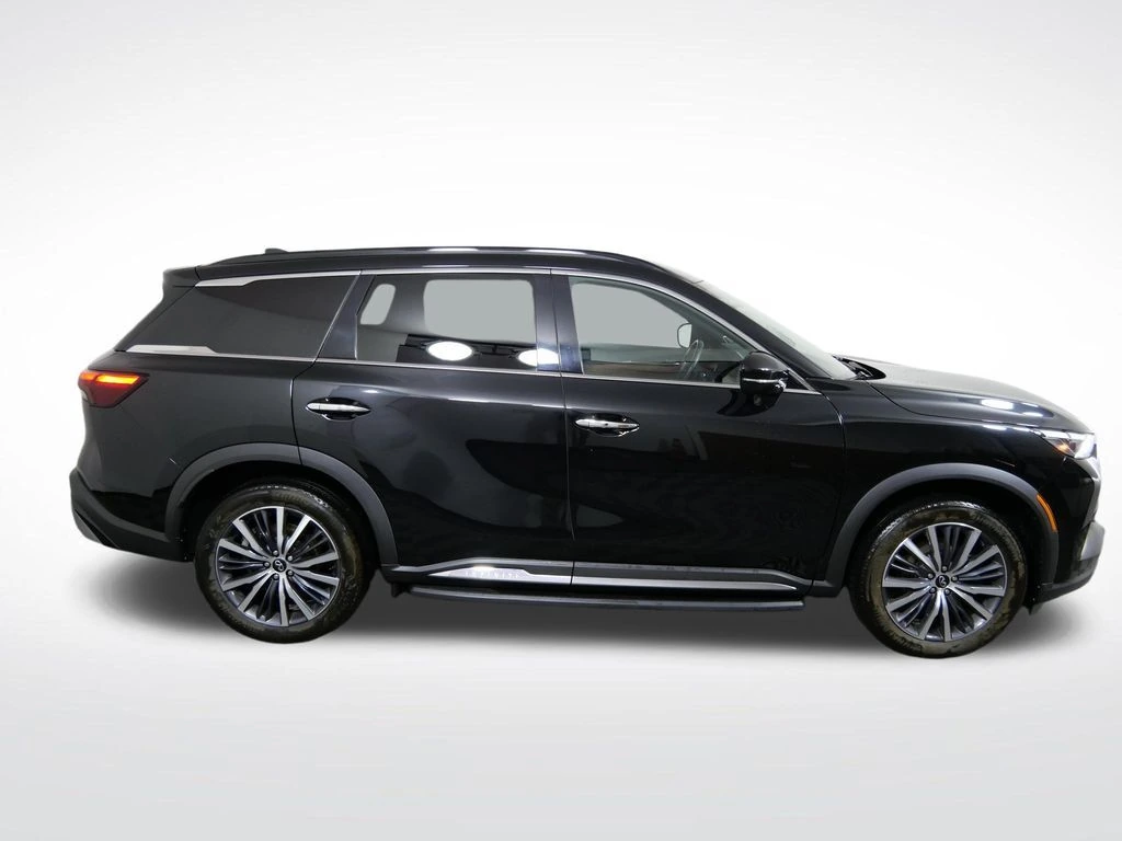 Used 2023 INFINITI QX60 Autograph with VIN 5N1DL1HU1PC373977 for sale in Golden Valley, Minnesota