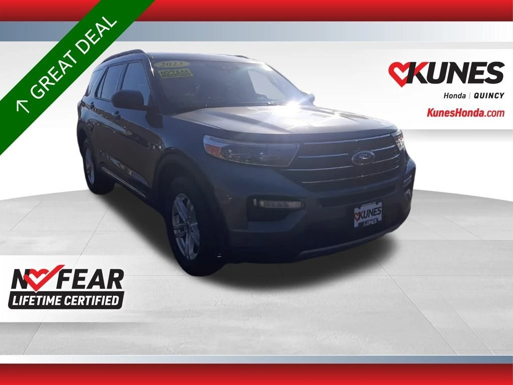 2023 Ford Explorer XLT's photo