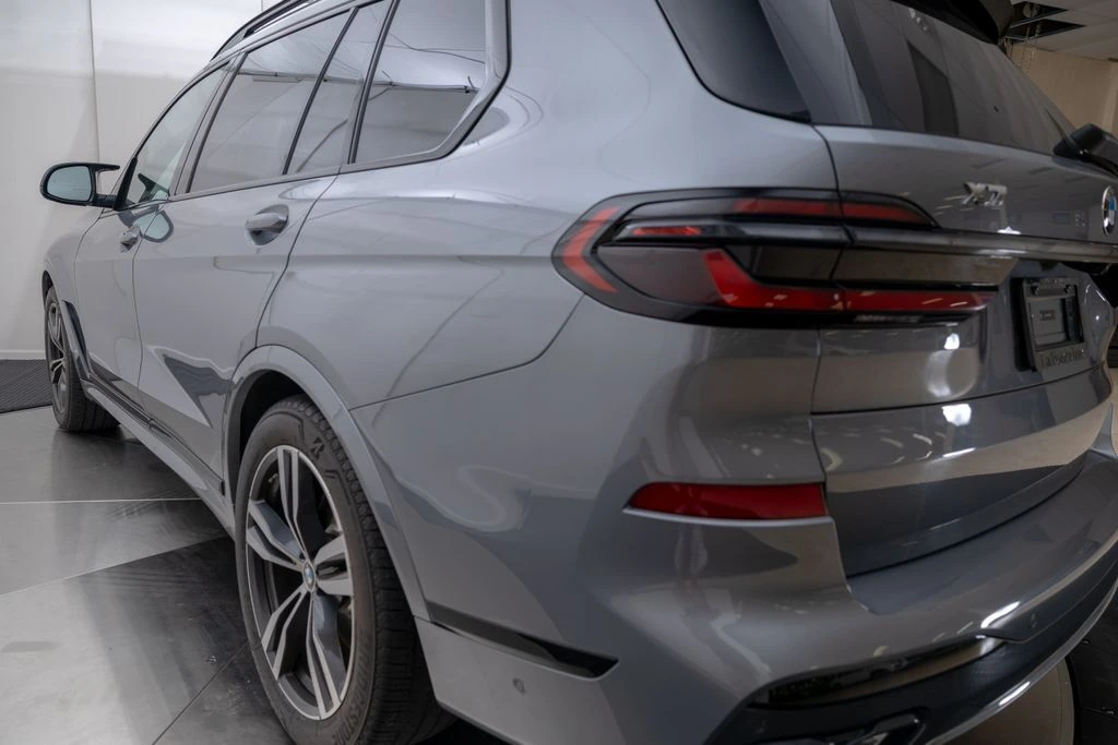 2025 BMW X7 M60i - Photo 12