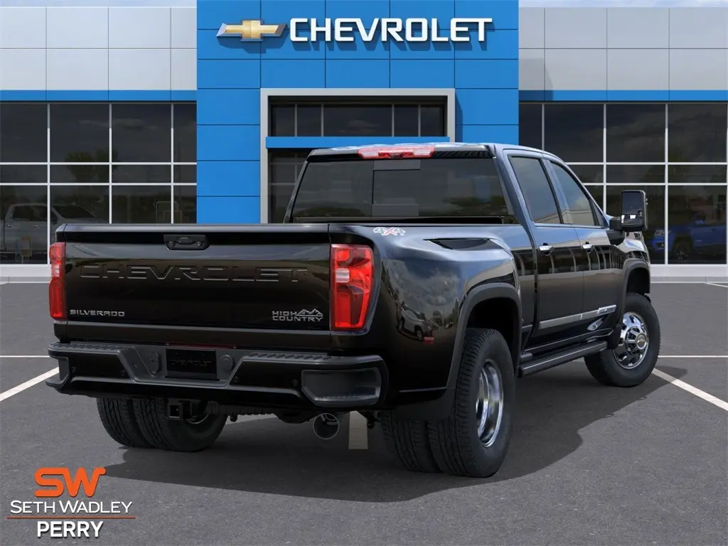 2026 Chevrolet Silverado 3500HD High Country photo 4