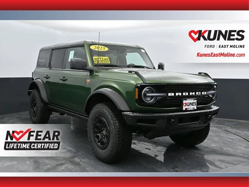 2025 Ford Bronco 4-Door Badlands's photo