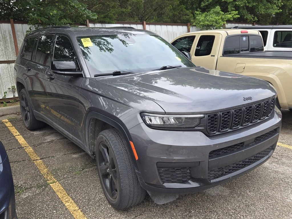2023 Jeep Grand Cherokee L Altitude 4x4's photo
