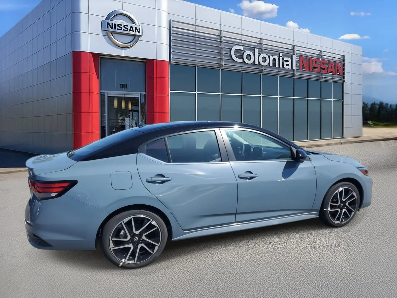 2025 Nissan Sentra SR photo 4