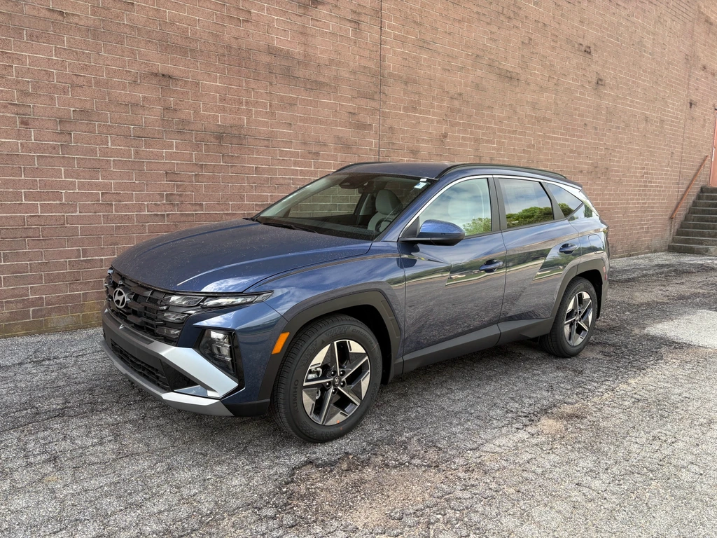 2026 Hyundai Tucson SEL FWD's photo