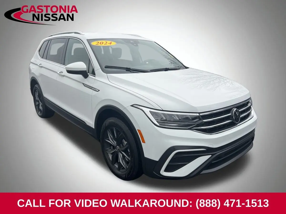 2024 Volkswagen Tiguan SE's photo