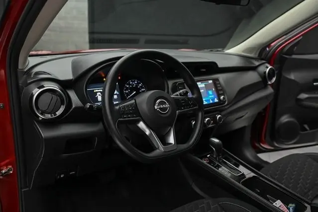 2023 Nissan Kicks SV photo 23