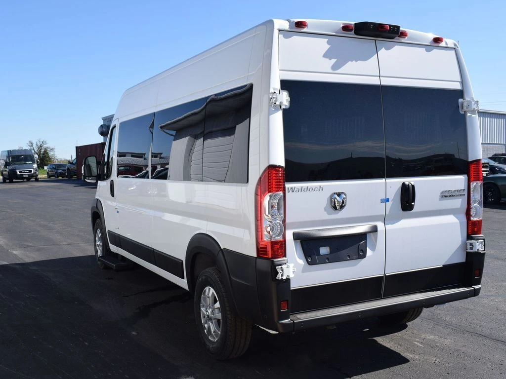 2024 RAM ProMaster Window Van Base - Photo 10
