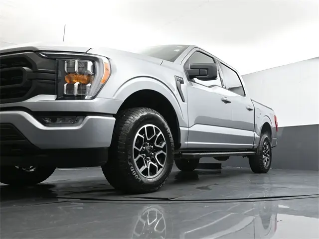 2022 Ford F-150 XLT photo 28