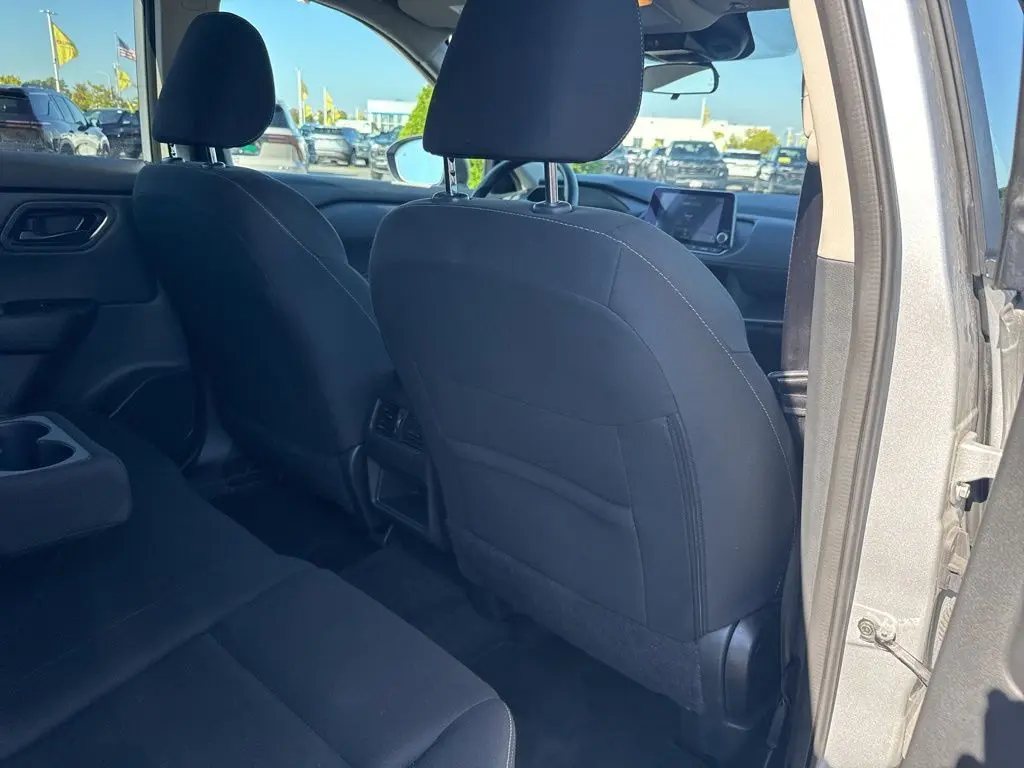 2024 Nissan Rogue S photo 31