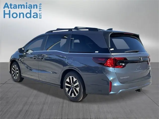 2026 Honda Odyssey EX-L photo 3