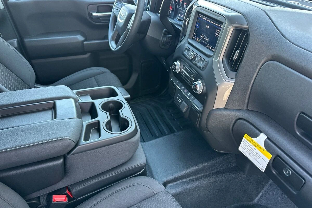 2026 GMC Sierra 1500 Pro - Photo 17