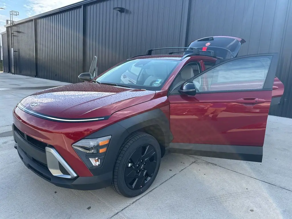 2026 Hyundai Kona SEL photo 11