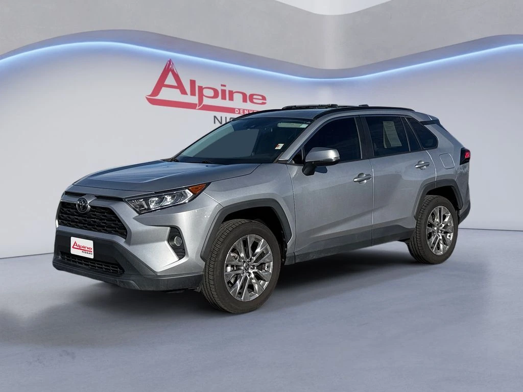 2021 Toyota RAV4 XLE Premium's photo