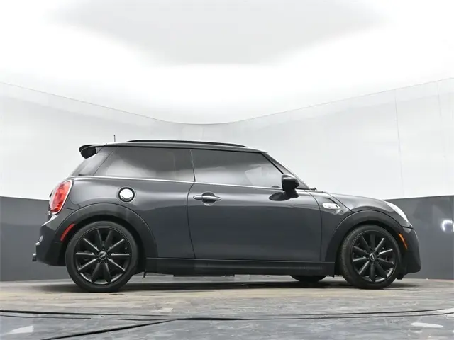 2016 Mini Cooper 2 Door Hardtop S photo 30
