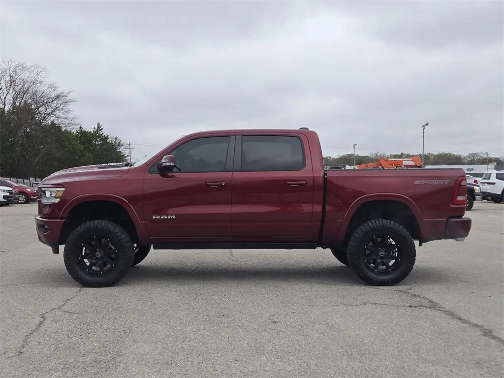 2022 Ram 1500 Laramie photo 3