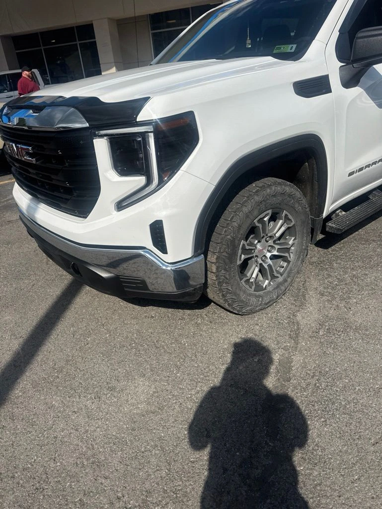 2024 GMC Sierra 4WD Crew Cab Short Box Pro's photo