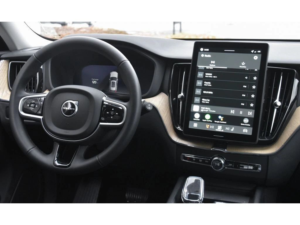 2026 Volvo - image 16