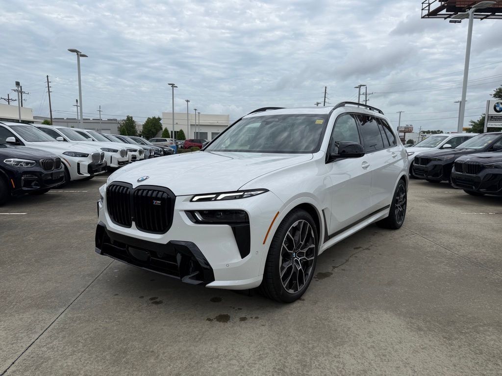 2027 BMW X7 M60i