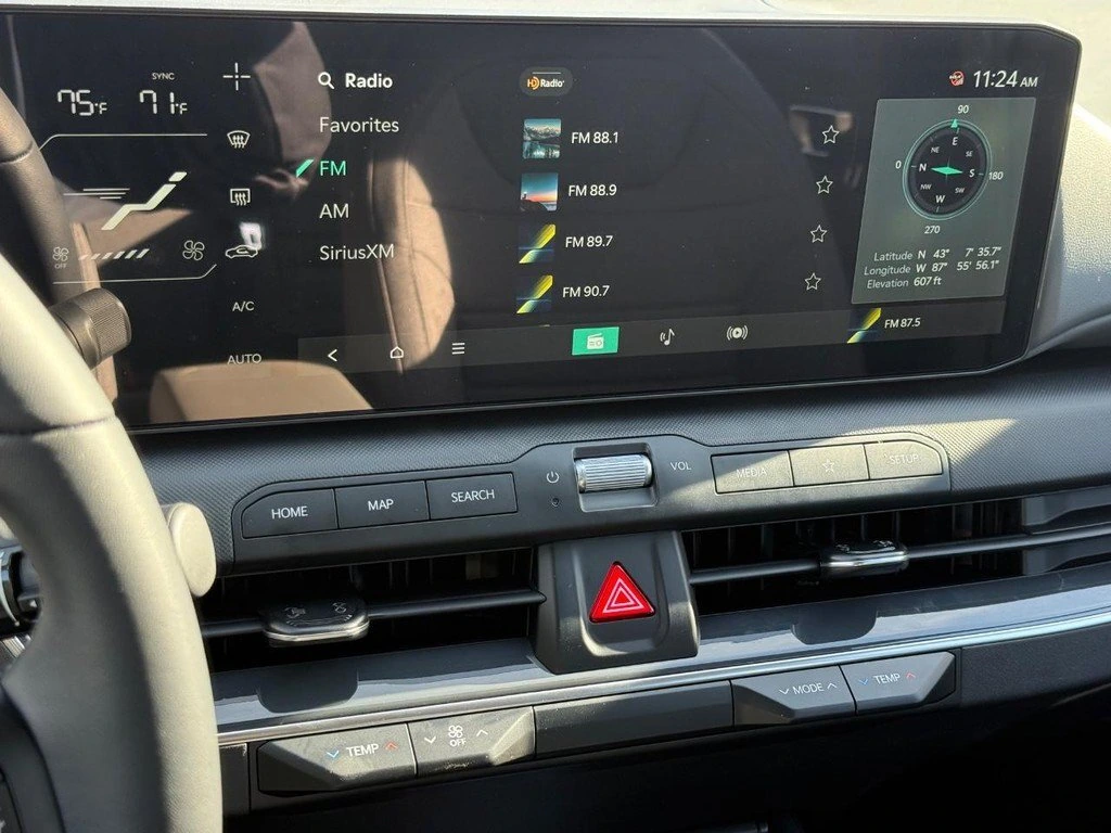 2025 Kia K4 EX - Photo 12