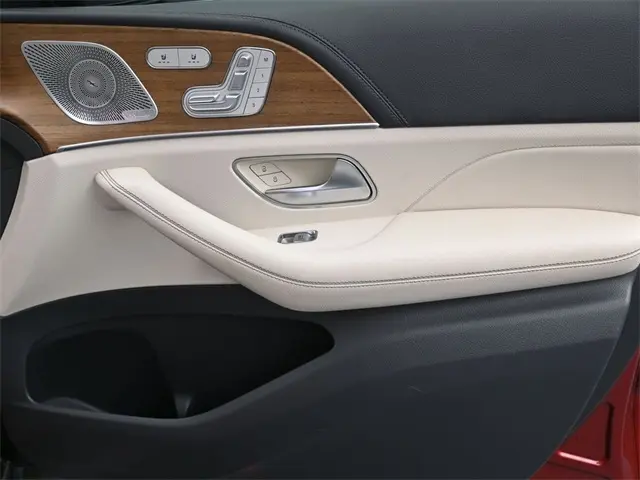 2020 Mercedes Benz GLS 450 4MATIC photo 15