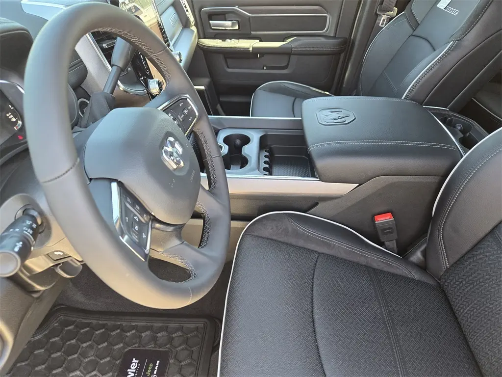 2026 Ram 2500 Laramie photo 10