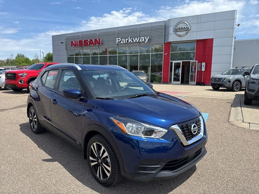 2020 Nissan Kicks 1.6 SV's photo