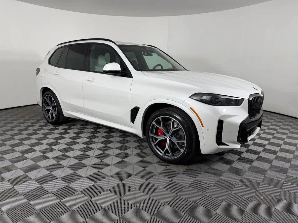2026 BMW X5 40i's photo