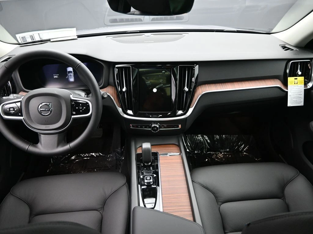 2026 Volvo V60 Cross Country Plus - Photo 19